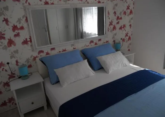 Apartment Dea & Paula Vodice